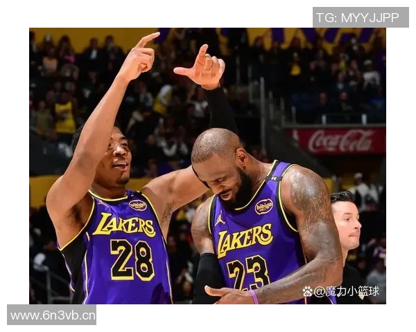 以NBA篮球架为核心探讨篮球比赛中的技术创新与战术演变