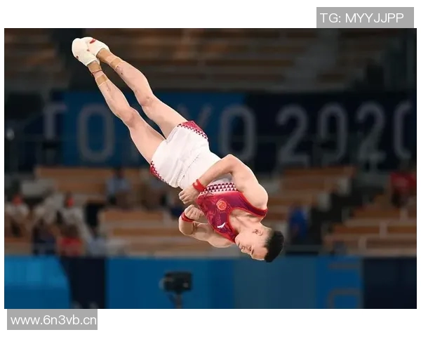 体操运动员的坚韧与荣耀:从挑战极限到赢得世界的每一步成长 体操运动员的坚韧与荣耀:从挑战极限到赢得世界的每一步成长